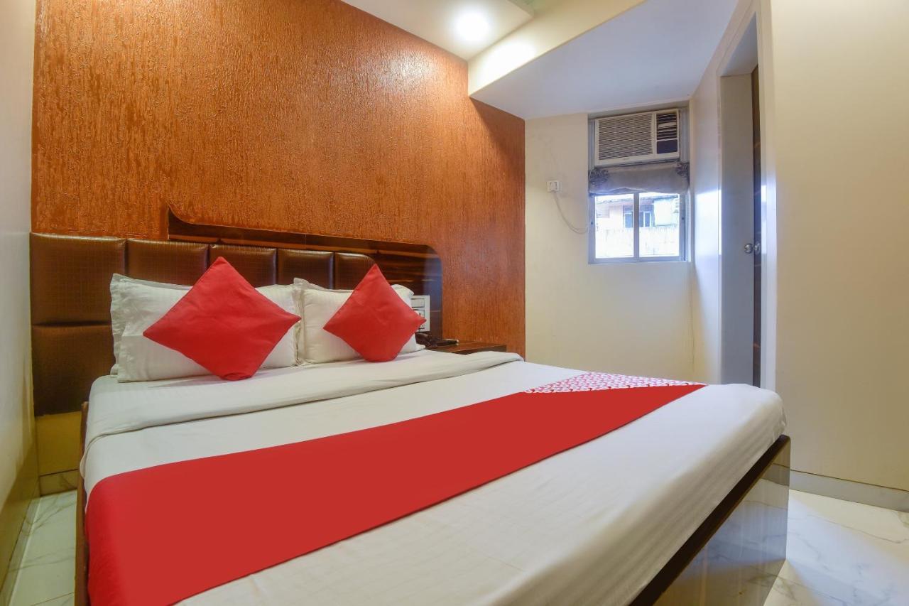 Oyo 28893 Hotel Gulf Мумбай Екстериор снимка