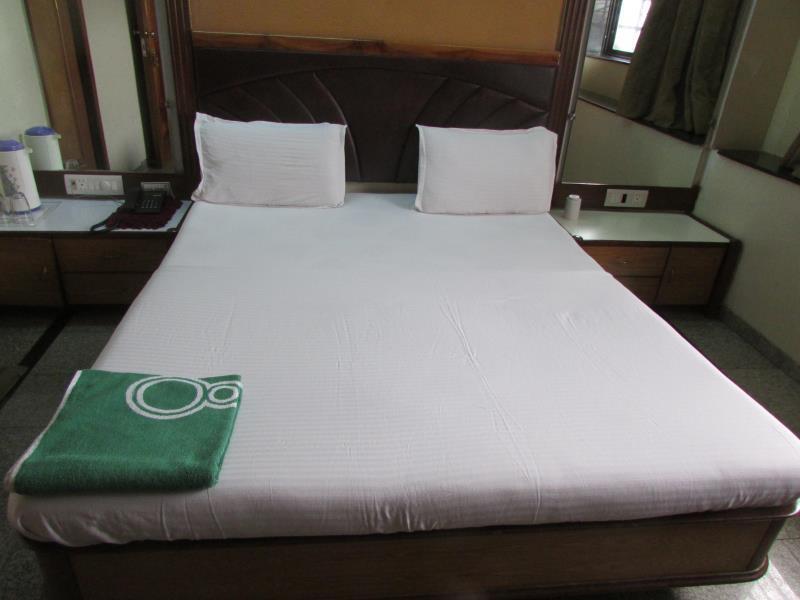 Oyo 28893 Hotel Gulf Мумбай Екстериор снимка