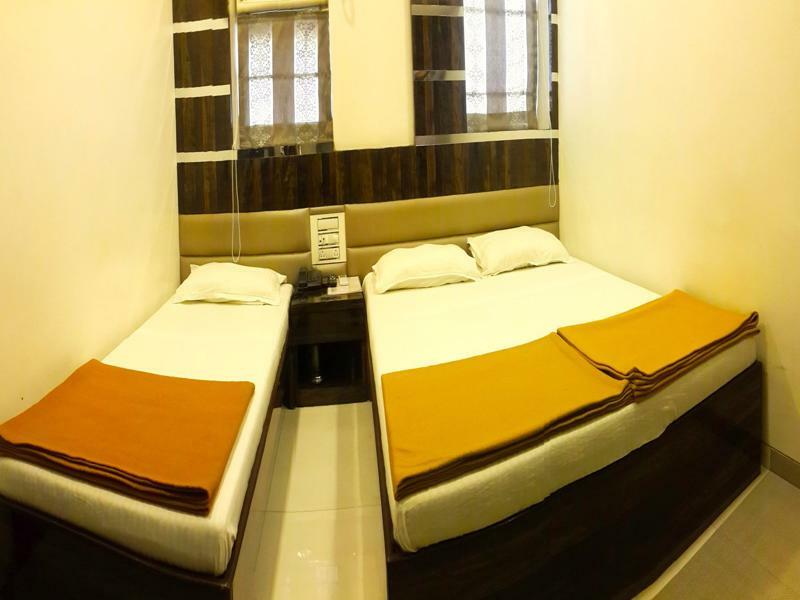 Oyo 28893 Hotel Gulf Мумбай Екстериор снимка